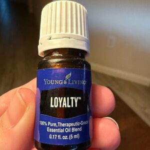 Young Living Loyalty Oil with Blue Label